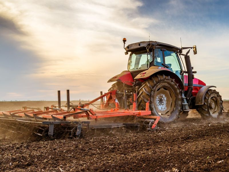 Cilindri hidraulici în echipamente agricole și agricole