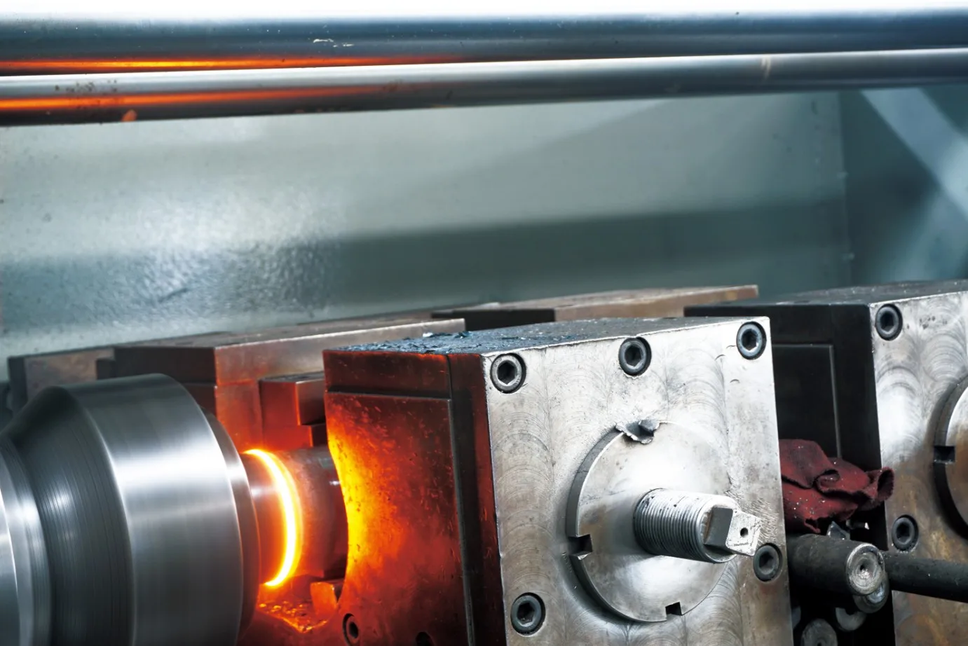 Cilindri hidraulici HCIC: 4 tipuri de nuclee și soluții personalizate