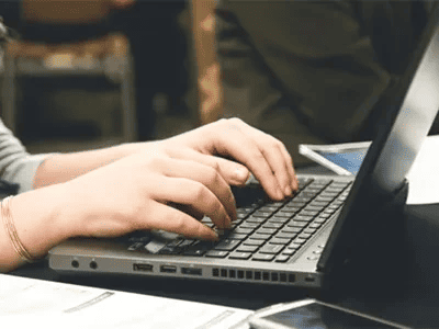 Cilindru hidraulic cu acțiune simplă în industria minieră